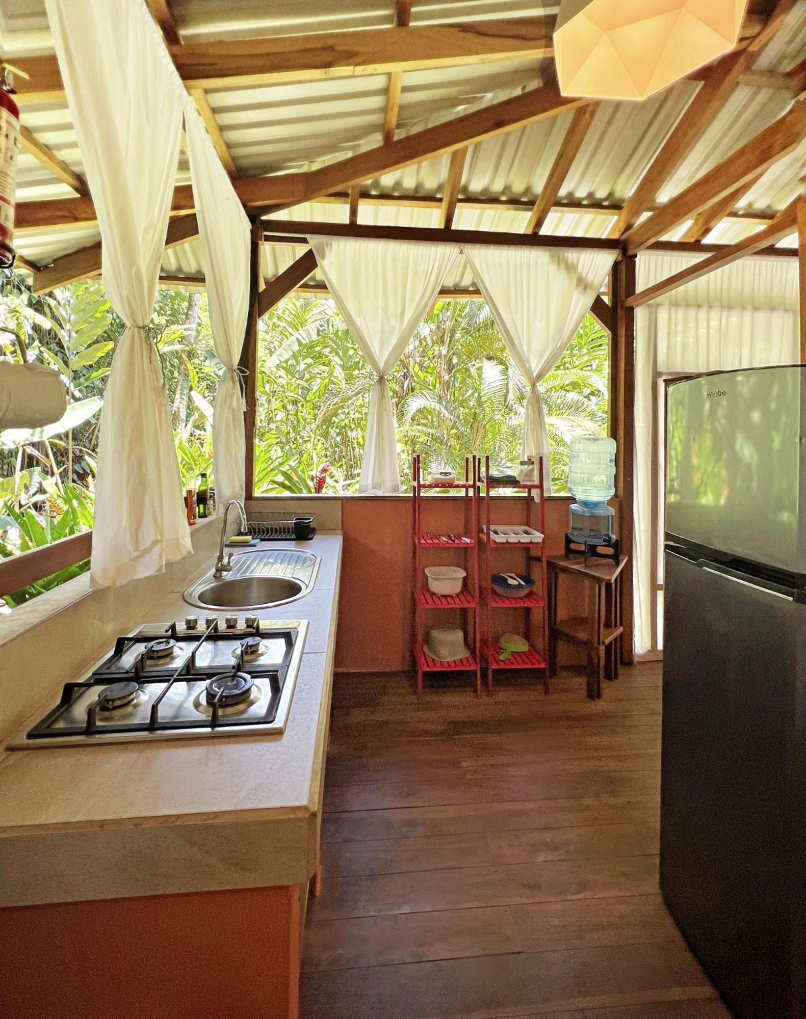 Geckoes Villa