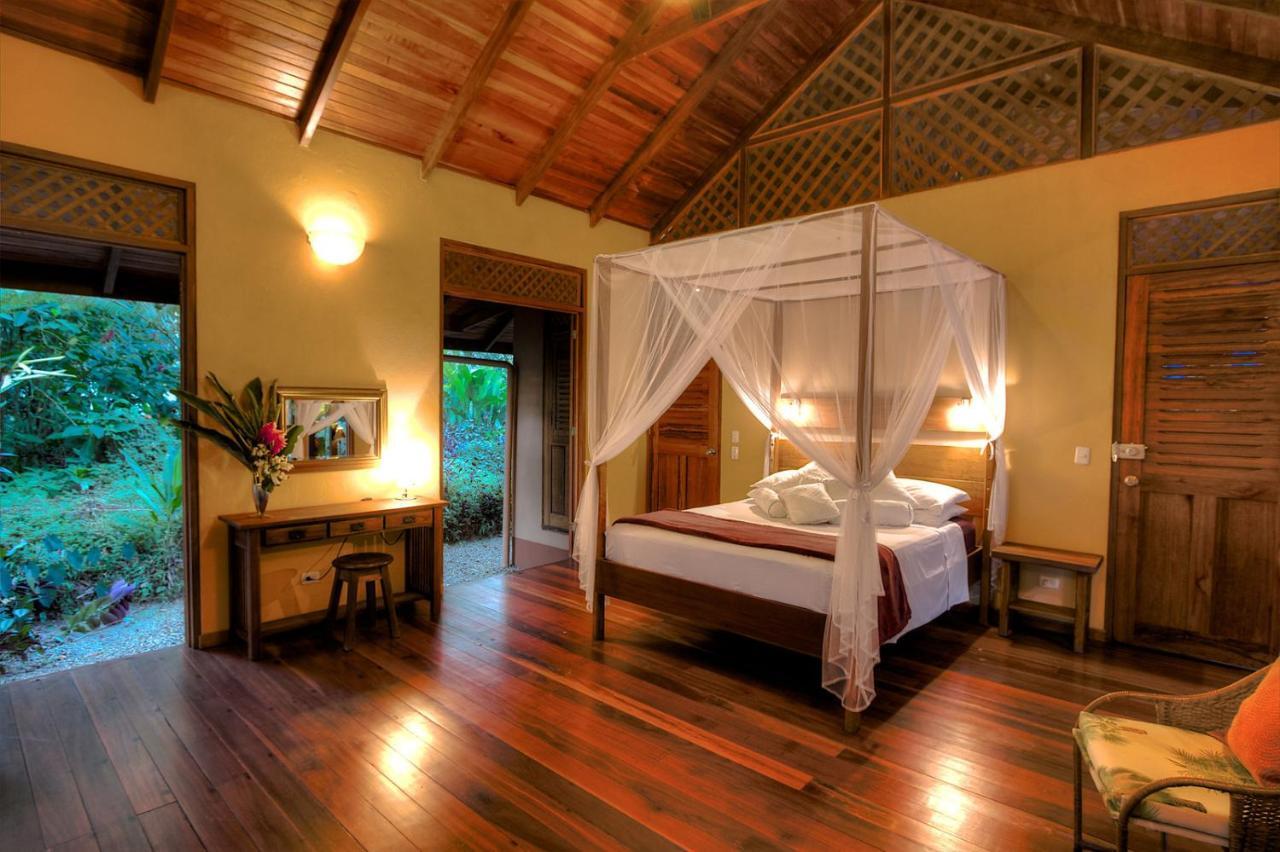 Geckoes Villa *